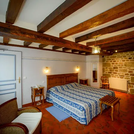 Logis Restaurant Manoir De L'acherie 2*