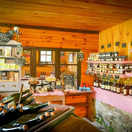 Logis Restaurant Manoir De L'acherie 호텔 2*