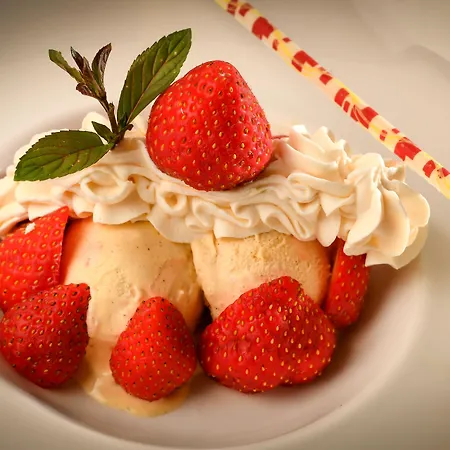 호텔 Logis Restaurant Manoir De L'acherie Sainte-Cécile