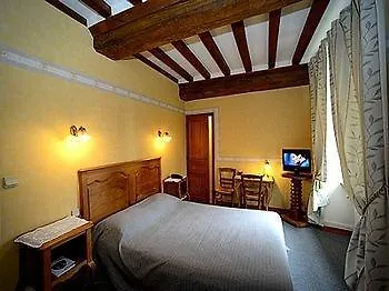 מלון Logis Restaurant Manoir De L'acherie Sainte-Cécile