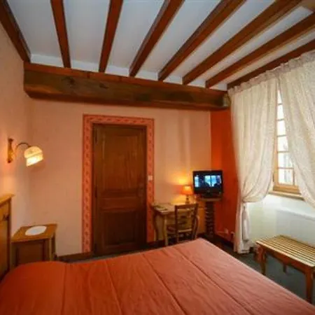 호텔 Logis Restaurant Manoir De L'acherie 2*