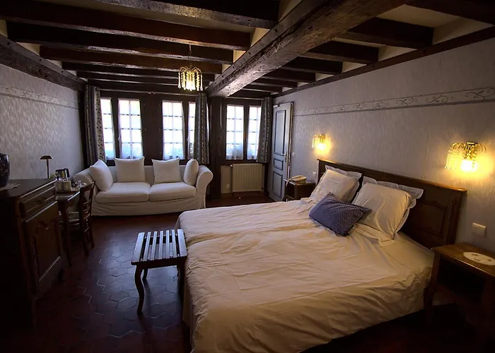 Logis Restaurant Manoir De L'acherie