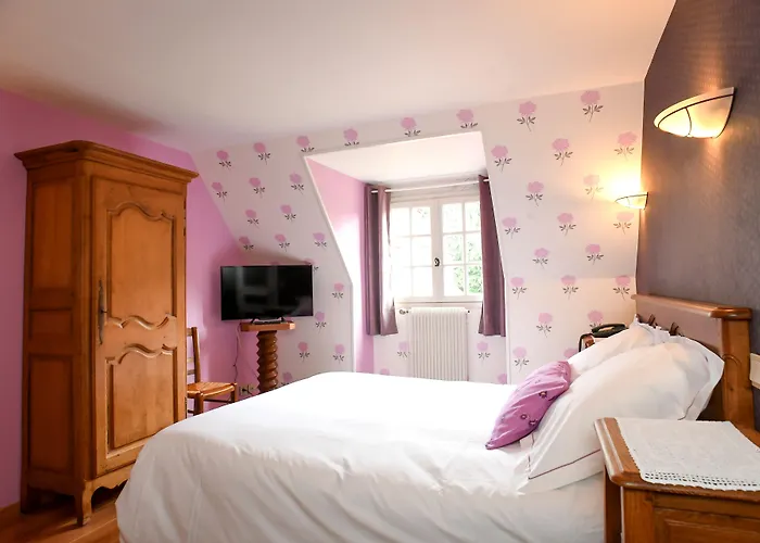 Logis Restaurant Manoir De L'acherie Sainte-Cécile