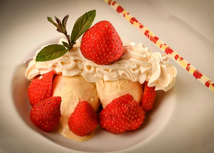 Hotel Logis Restaurant Manoir De L'acherie Sainte-Cécile