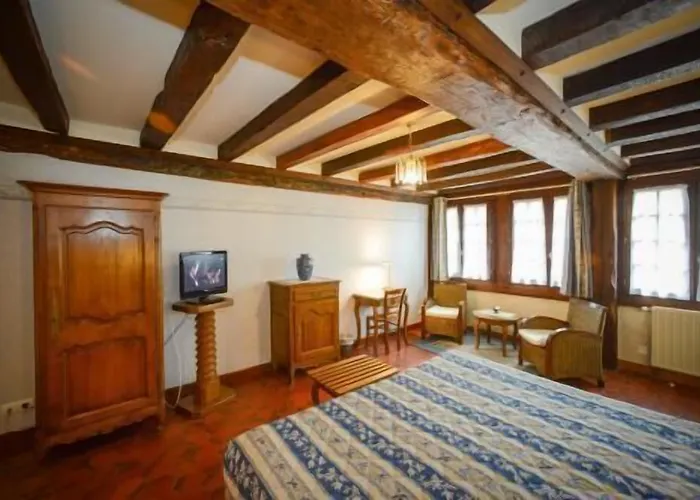 Logis Restaurant Manoir De L'acherie Szálloda 2*