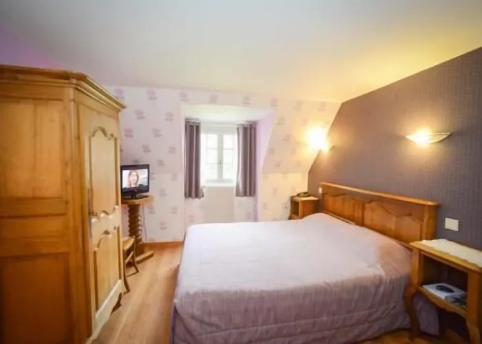 Logis Restaurant Manoir De L'acherie Hotel 2*