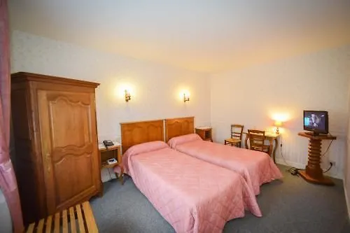 Hotel Logis Restaurant Manoir De L'acherie Sainte-Cécile