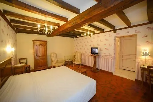 Logis Restaurant Manoir De L'acherie 2*