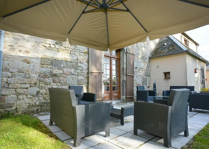 Hotel Logis Restaurant Manoir De L'acherie