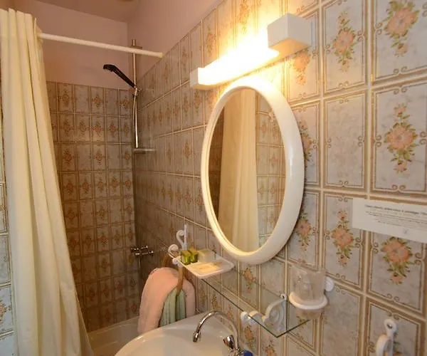 Logis Restaurant Manoir De L'acherie